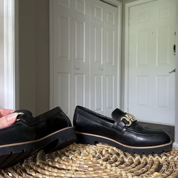 Kate Spade Black Flats with Sleek Design - Picture 9 of 11